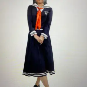 Toko Fukawa cosplay. Skoluniform storlek S. Som ny. Använd 2 gånger.  Cosplay för Danganronpa-fans. Tröja, kjol, scarf och glasögon 