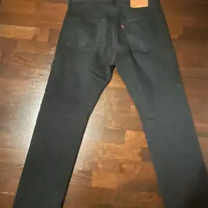 Levis 501 jeans helt nya 