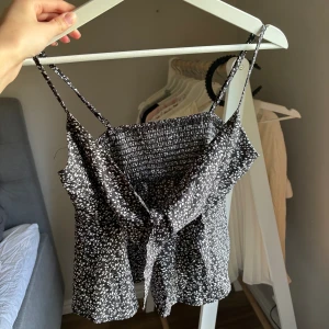 Sommartopp - Sommartopp som du knyter