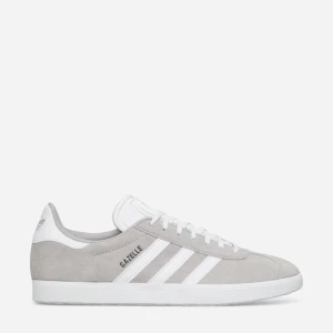 Adidas gazelle  - Hej! Säljer dessa gråa adidas gazelles för att de var för små! Har bara testat o aldrig använt dem så de e 100% nyskick! Är helt slutsålda i alla storlekar! Jätte snygga för sommaren o passar med allt! Ge prisförslag! 