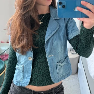 Jeansväst!! - Så snygg jeansväst!! 