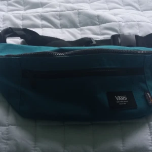 Stor midjeväska - Vans - Som ny.