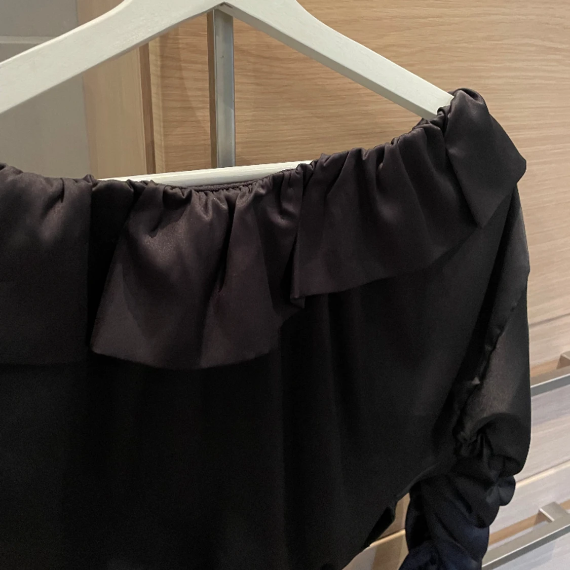 Fest tröja med scrunch armar - 91