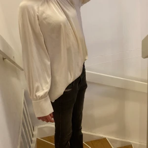 Vit blus - Vit blus från HM 