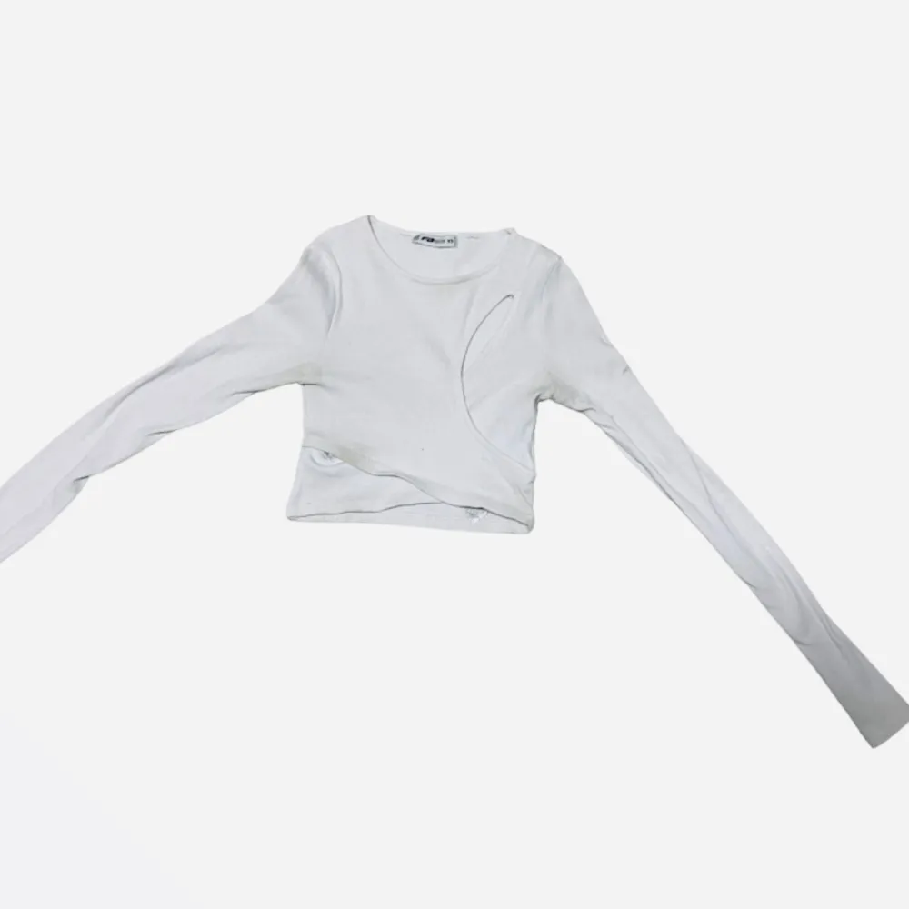 En vit New Yorker tröja med storleken XS.. Toppar.