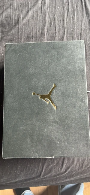 Air Jordan 1 Low  - University Gold unused