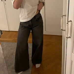 Wideleg - Vida jeans från gina! Endast användt två gånger💞💞