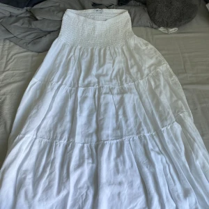Kjol - Lång kjol i fint skick💗 Skriv för frågor💕