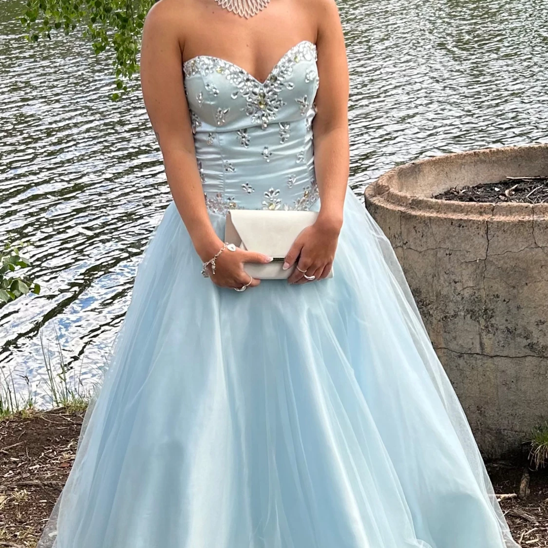 Ljusblå balklänning med fina detaljer👗🌸 - 91