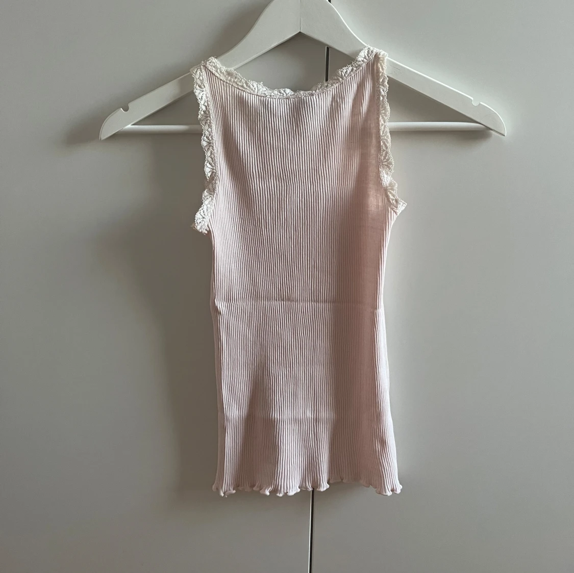 Bebisrosa linne - 92