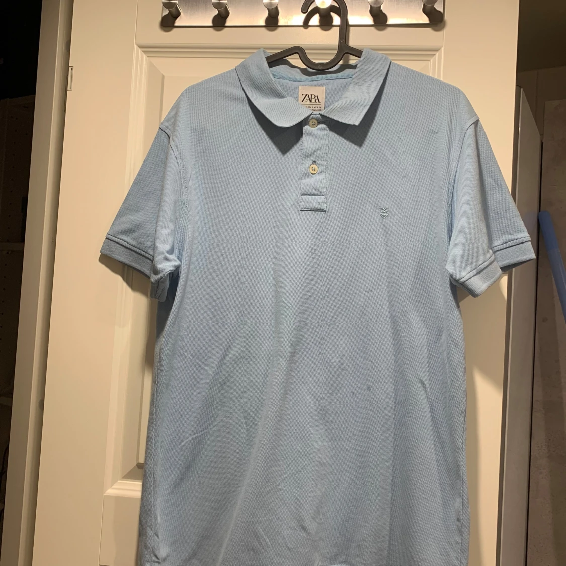 Snygg herr t-shirt från Zara - 90