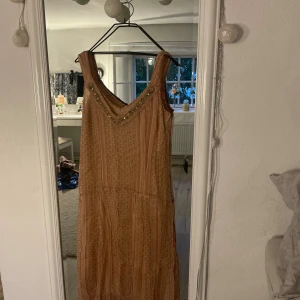 Klänning - Fin