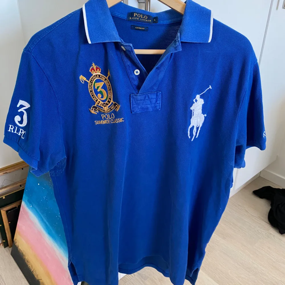 Ralph lauren polo som är i mycket gott skick utan defekter. . Tröjor & Koftor.