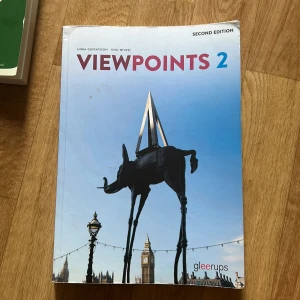 Viewpoints 2 Engelska 6 - En bok för engelska 6 i bra skick. Nypris 669 kr på akademibokhandeln. Köparen står för frakt.