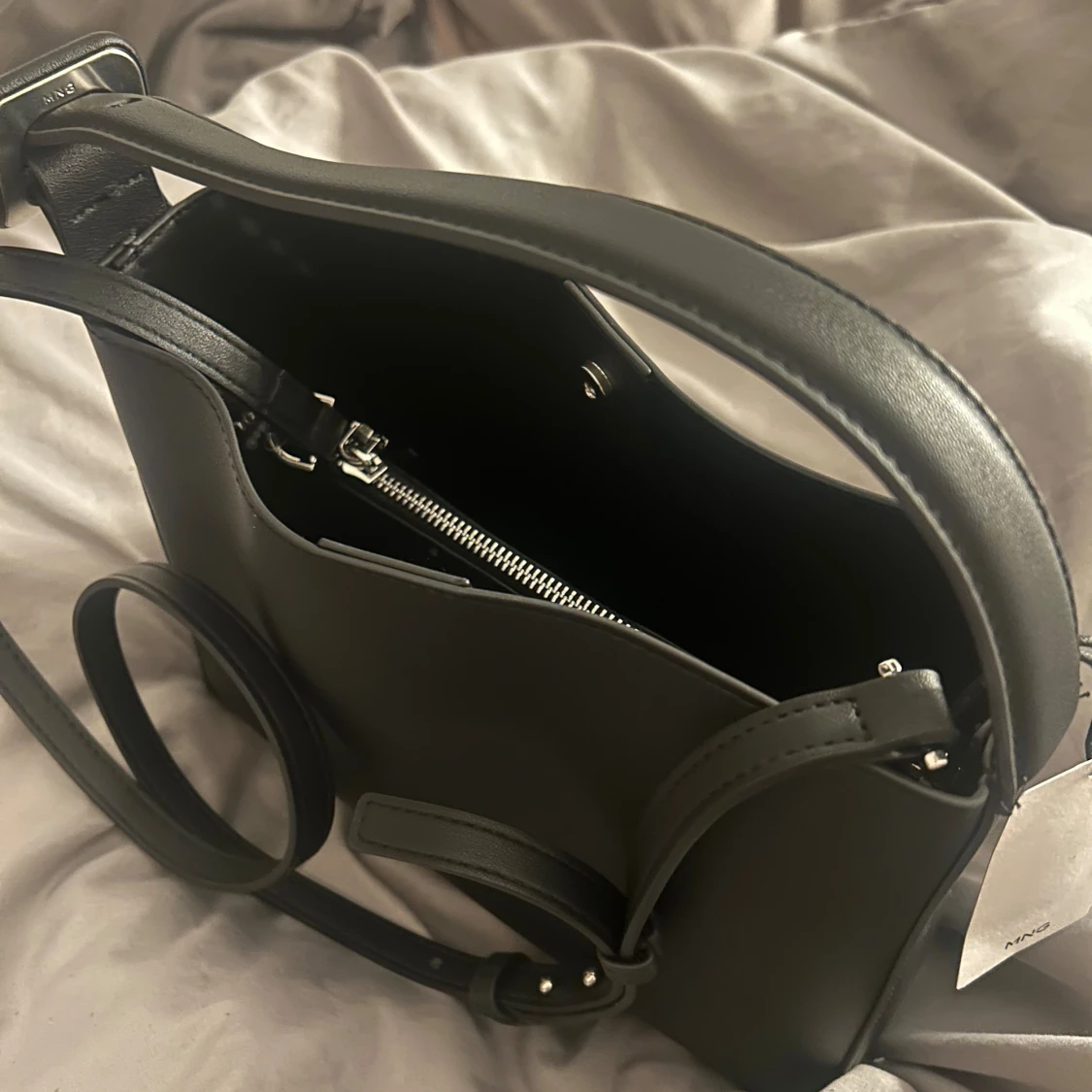 Ny Mango väska  - 91