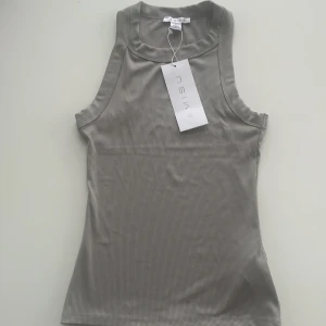 Linne - Oanvänt linne.