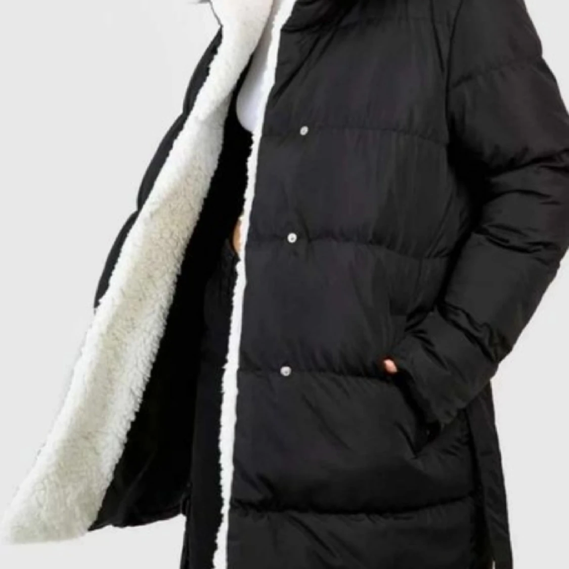 Helt ny/snygg jacka stl 42