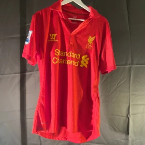 Liverpool Tröja - Liverpool hemmatröja från säsongen 12/13. Skick 9/10. 
