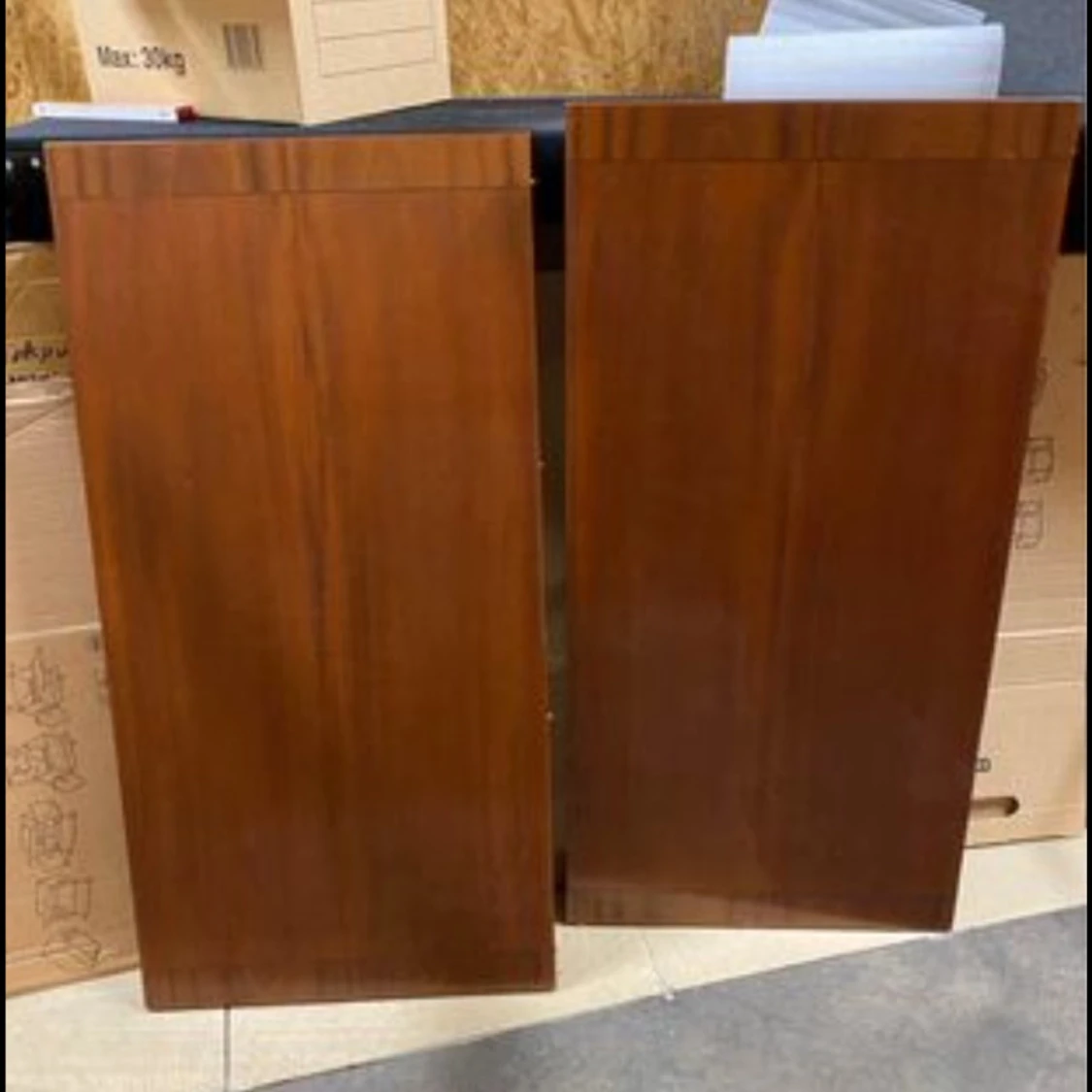 Stort matsalsbord  - 92