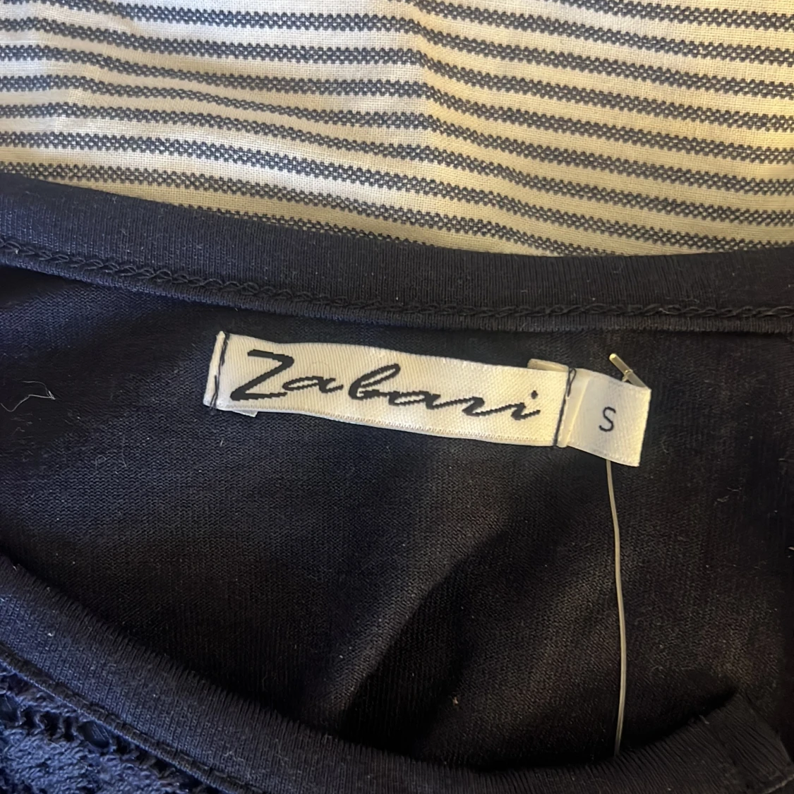 Marinblå tröja  - 91