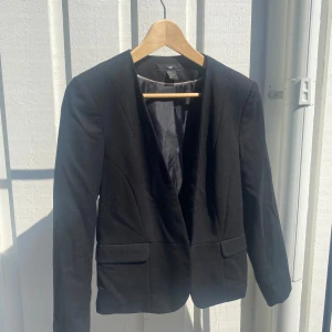 Kavaj - Kavaj i bra skick 