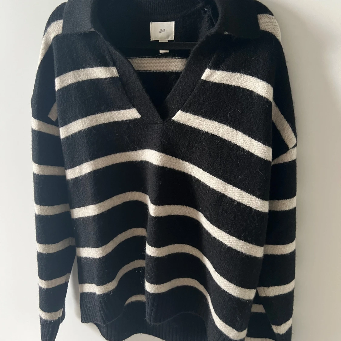 Randig stickad tröja - 2