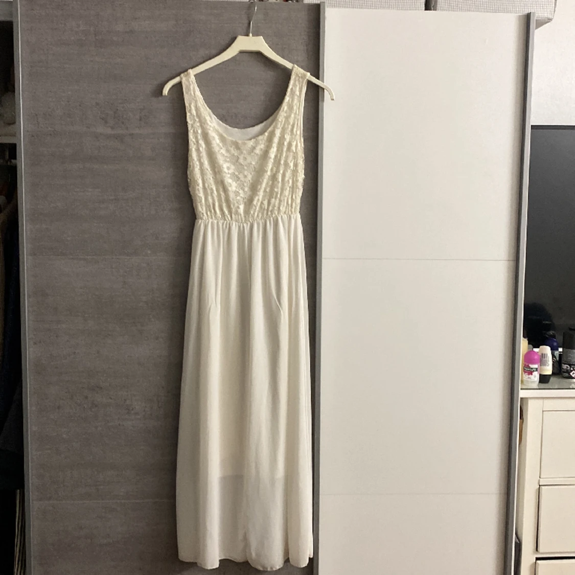 Vit kläning funkar till beöllop