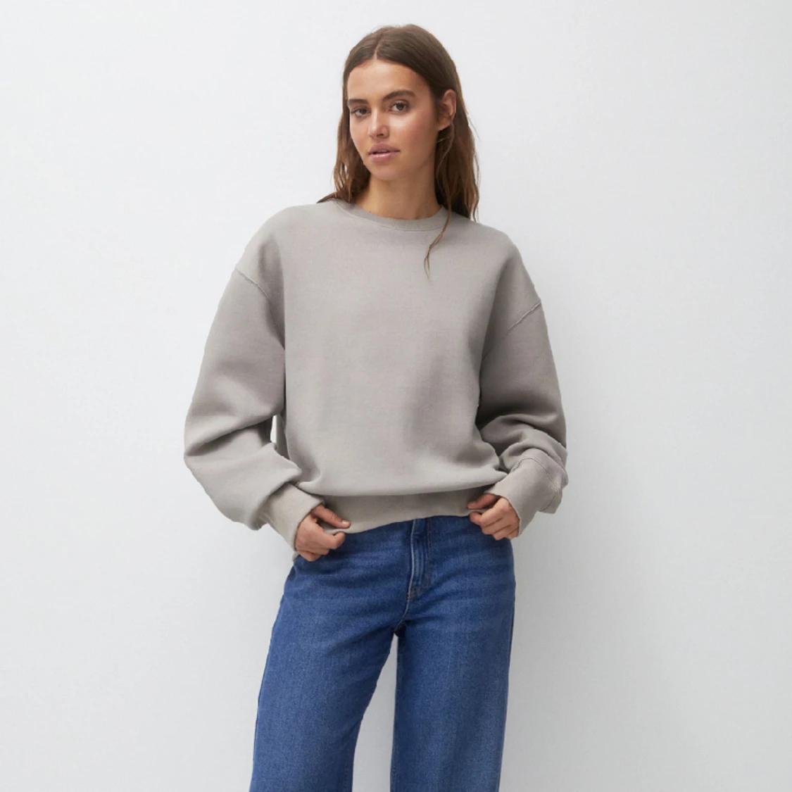 PULL&BEAR SWEATSHIRT