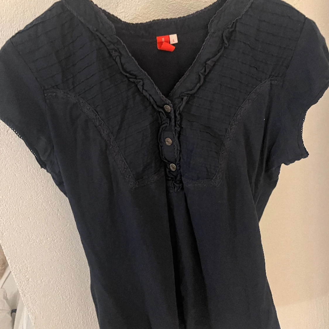 Thrifted Navy Blue topp - 91