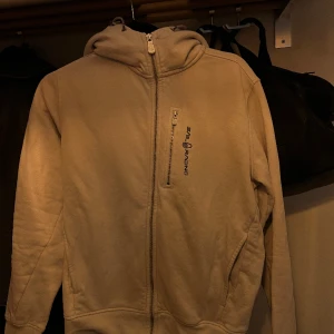 Sail racing zip hoodie - Köpt på Zalando. Används ej pga för liten