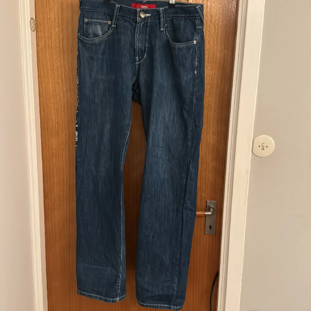 Köpt från Seams vintage för 3000kr. Använda ungefär 3 gånger  Storlek w32 L34   Pris kan diskuteras . Jeans & Byxor.