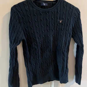 gant tröja  - Äkta gant tröja  köpt på kidsbrandstore  storlek 164/170