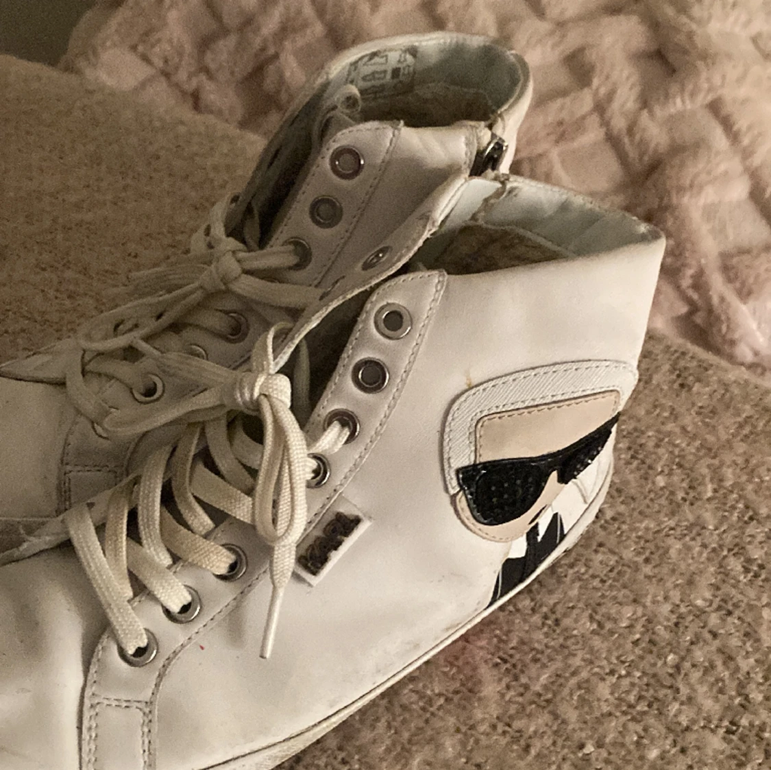 Karl Lagerfeld  - 90