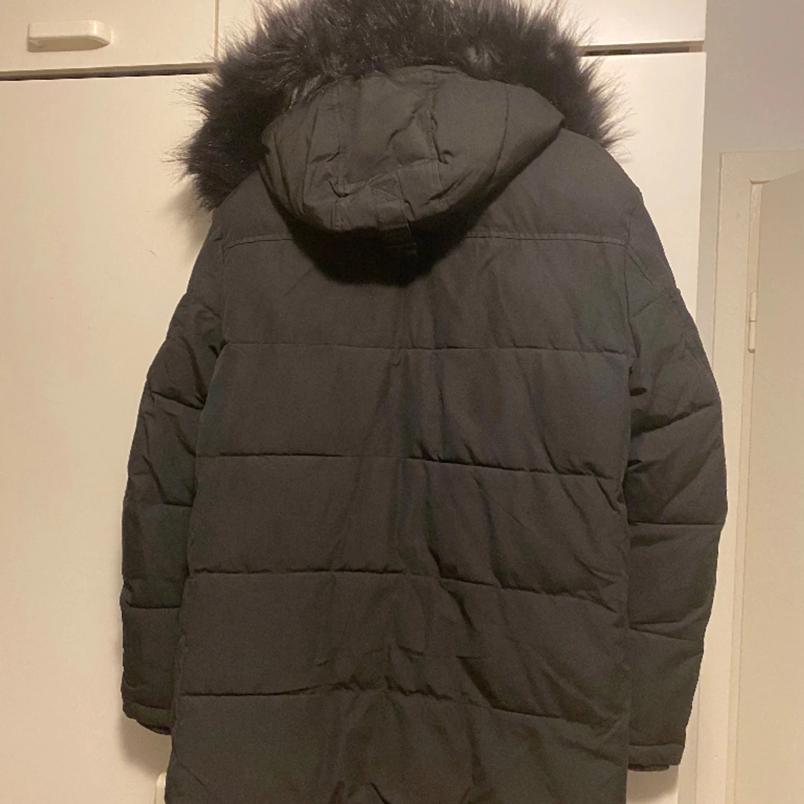 Calvin Klein svart päls jacka - 90