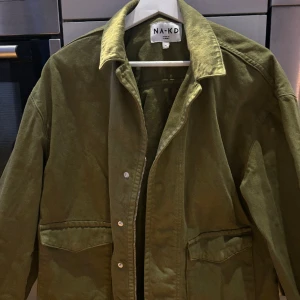 Grön jeans jacka  - Fint skick och knappt använd 