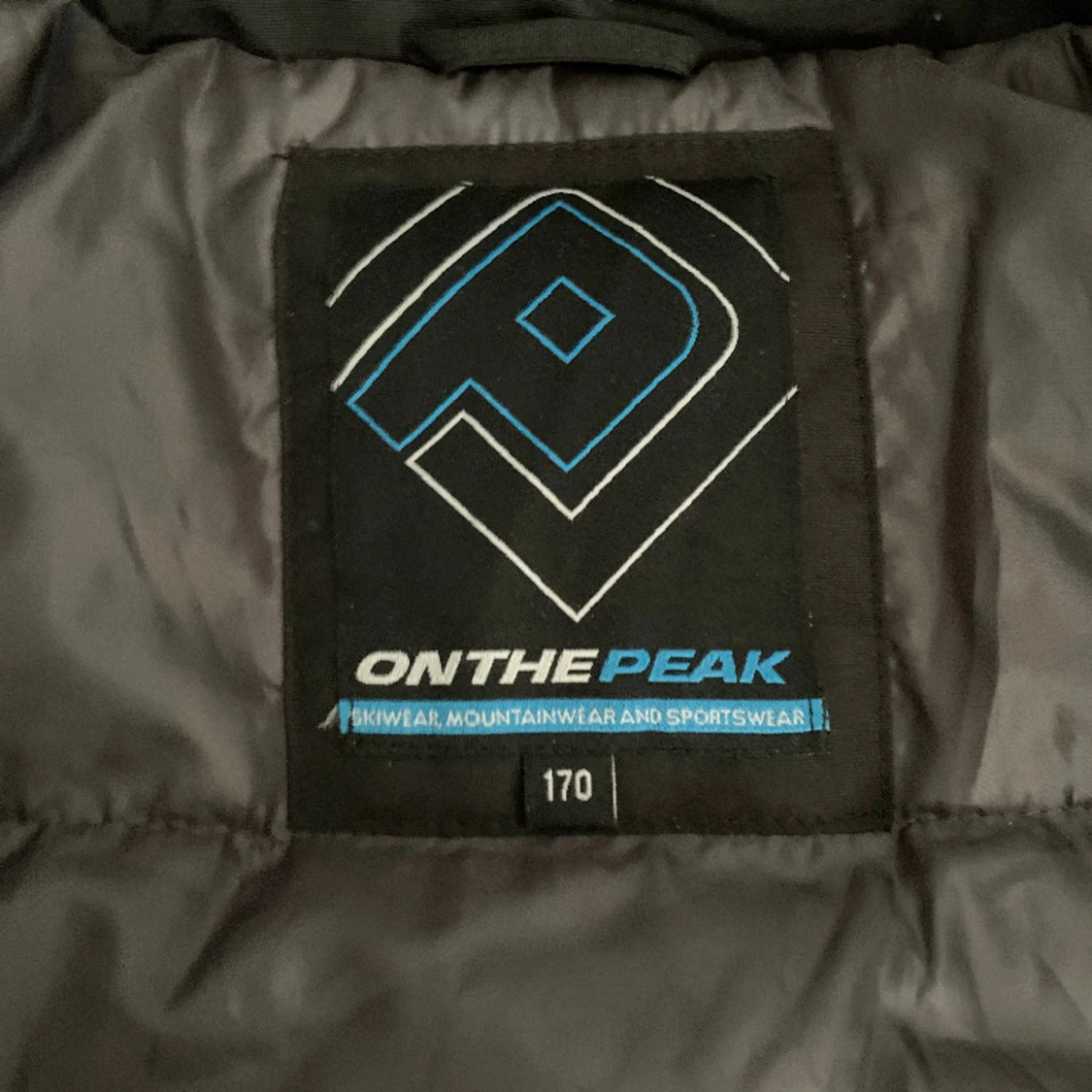 Svart Vinterjacka / OnThePeak - 91