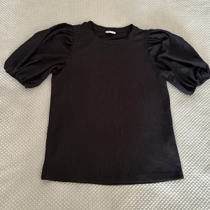 Tröja  - Så fin och skön tröja🖤