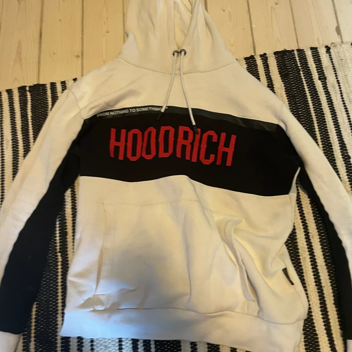 Hoodrich tröja