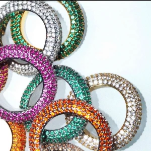 Ringar  - Helt nya olika färger säljes ! Priset gäller per styck !