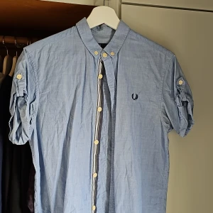 Fred Perry skjorta - Fred Perry Skjorta Slim Fit. 
