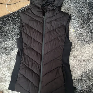 Zara väst svart storlek S - Zara väst svart storlek S nyskick, 