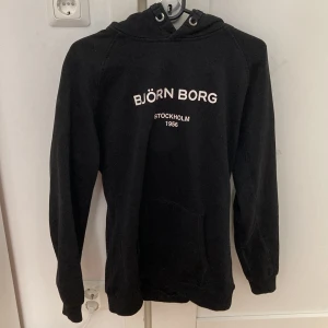 Björn Borg hoodie med luva - Använd några gånger men i bra skick