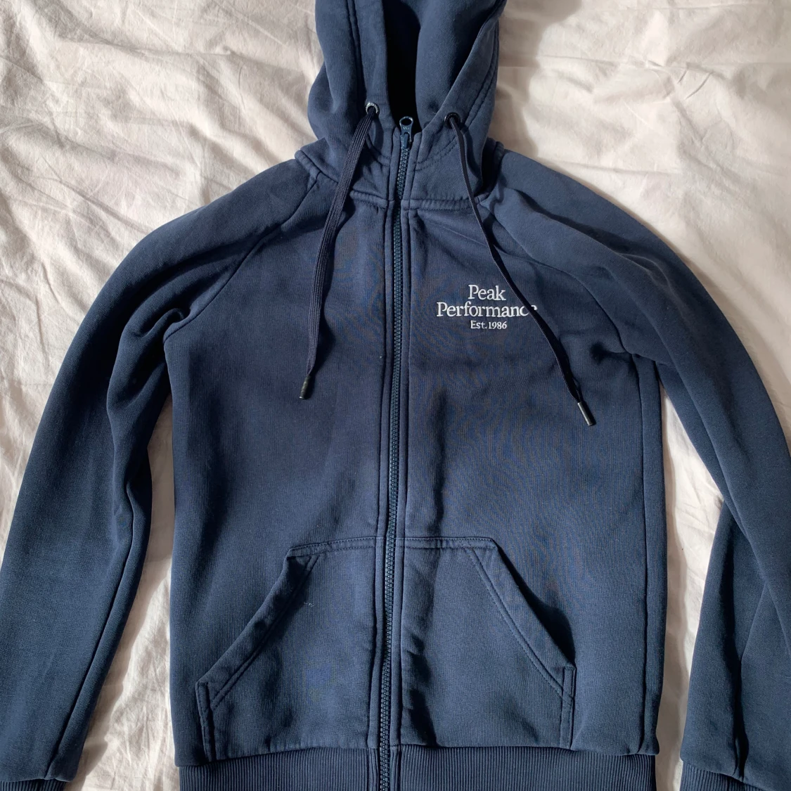 Peak performance hoodie 