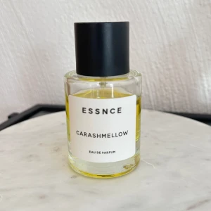 Essnce Carashmellow 50 ml - Cirka 80% kvar. 