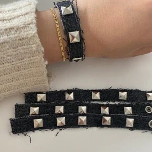Armband med studs - Armband med studs tillverkad med jeans material💙