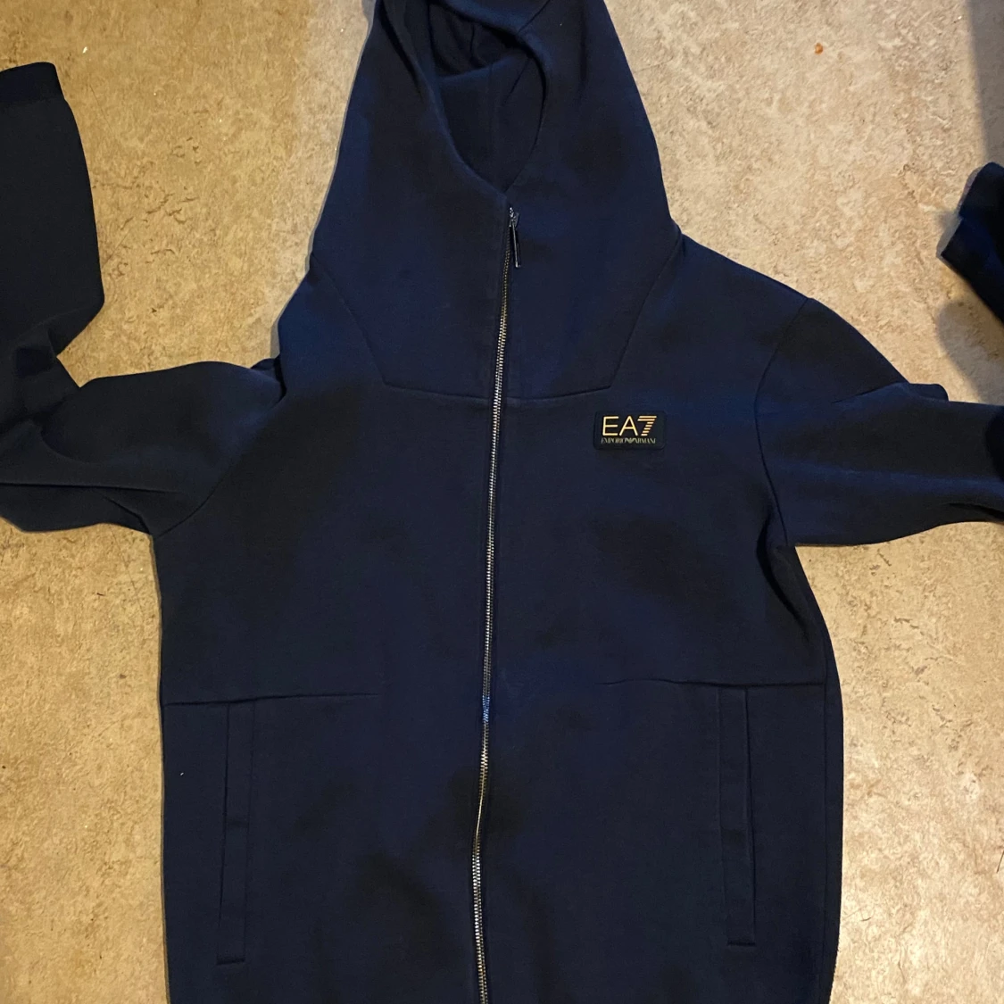 EA7 Huvtröja