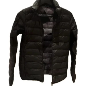 Jacka - Fin vårjacka från lager 157, knappt använd i fint skick. Hör av dig vid frågor eller intresse💗