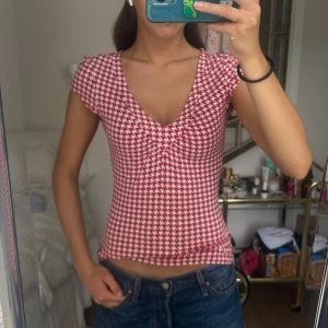 Topp - Supersnygg rutig topp🥰😇