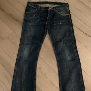 Wrangler jeans i bra skick 