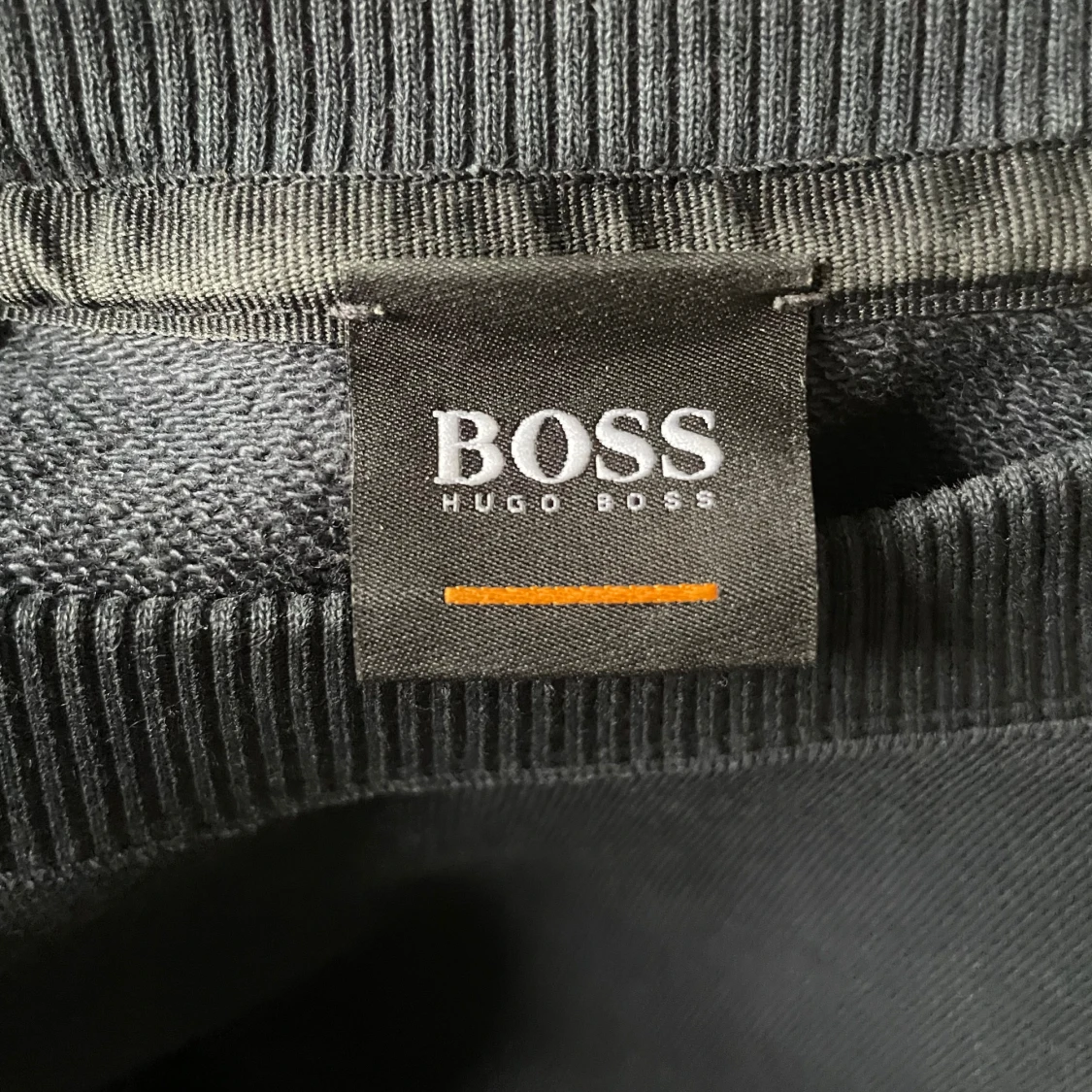Hugo Boss crewneck  - 91